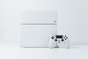 Est-ce que le pc est meilleur pour jouer que la console ? Une étude comparative.