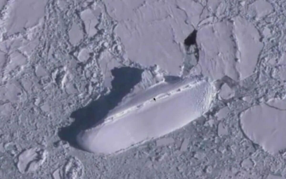 Le mystère d'un vaisseau de glace en antarctique : une découverte qui pourrait tout changer