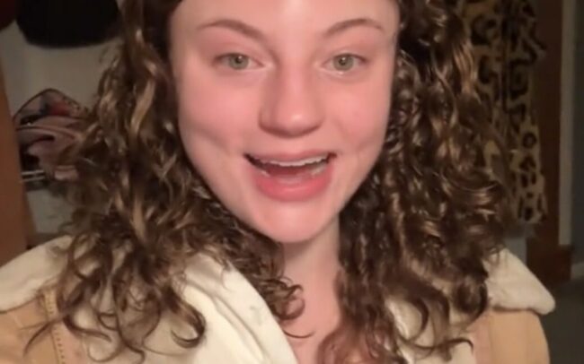 Quand une livraison tourne au drame : un défi inattendu entre voyeurisme et justice