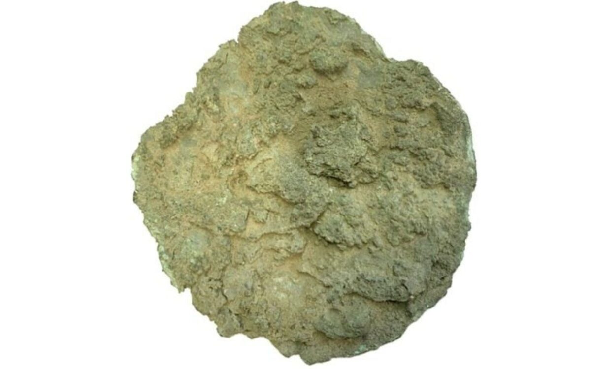 Un ingot suédois ancien révèle des secrets fascinants sur les réseaux métalliques de l'âge du fer