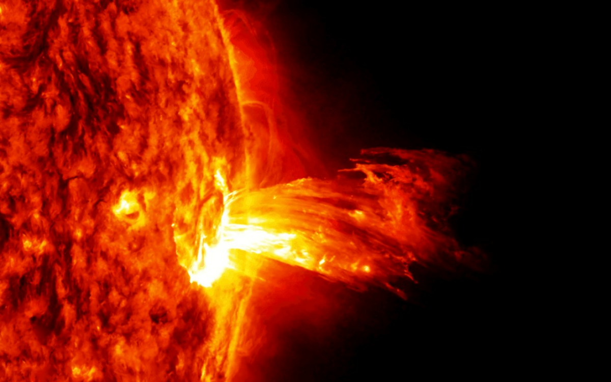 Un mystérieux flamboiement solaire bouleverse les communications africaines et révèle un enjeu planétaire