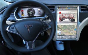 2 centrales rachetées, IA à 0,12€/kWh, Tesla Model S +100 000€, ce que ces deals inattendus cachent aux acheteurs