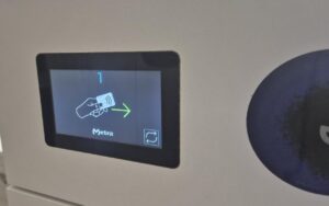 2 fonctions Apple Wallet, 1 grand constructeur chinois prêt à les activer, clés de voiture sans NFC, ce qui change pour vous
